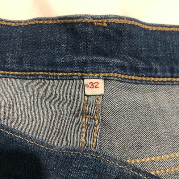 Levis Denim Stretch Boyfriend Shorts Size 32 - Picture 4 of 4